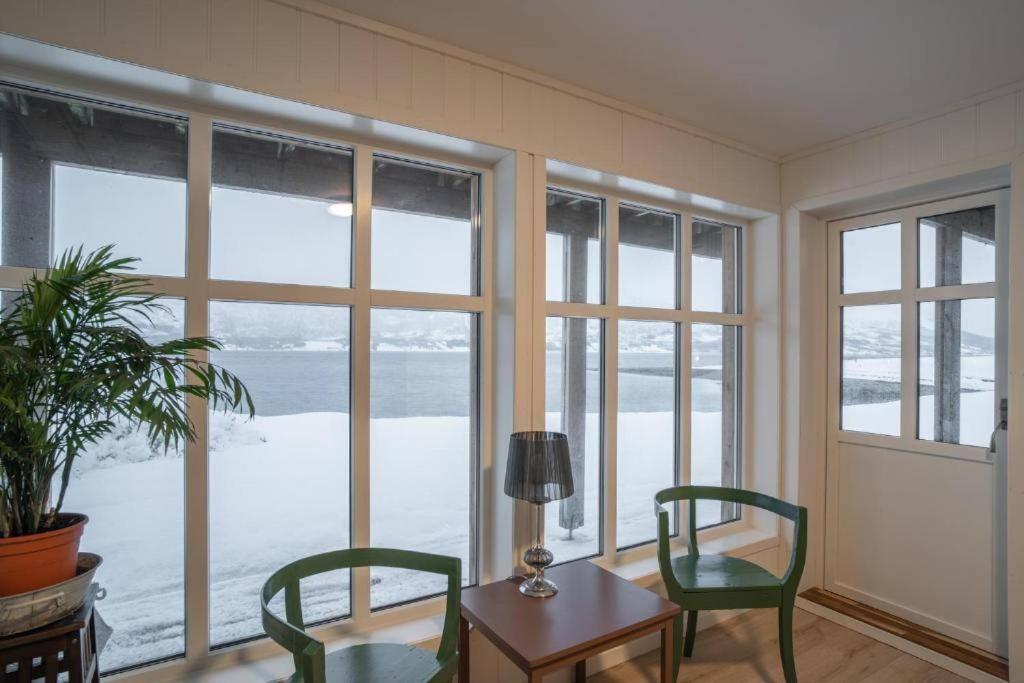 Secluded Northern Light Apartment With Great View! Selnes  Exterior photo