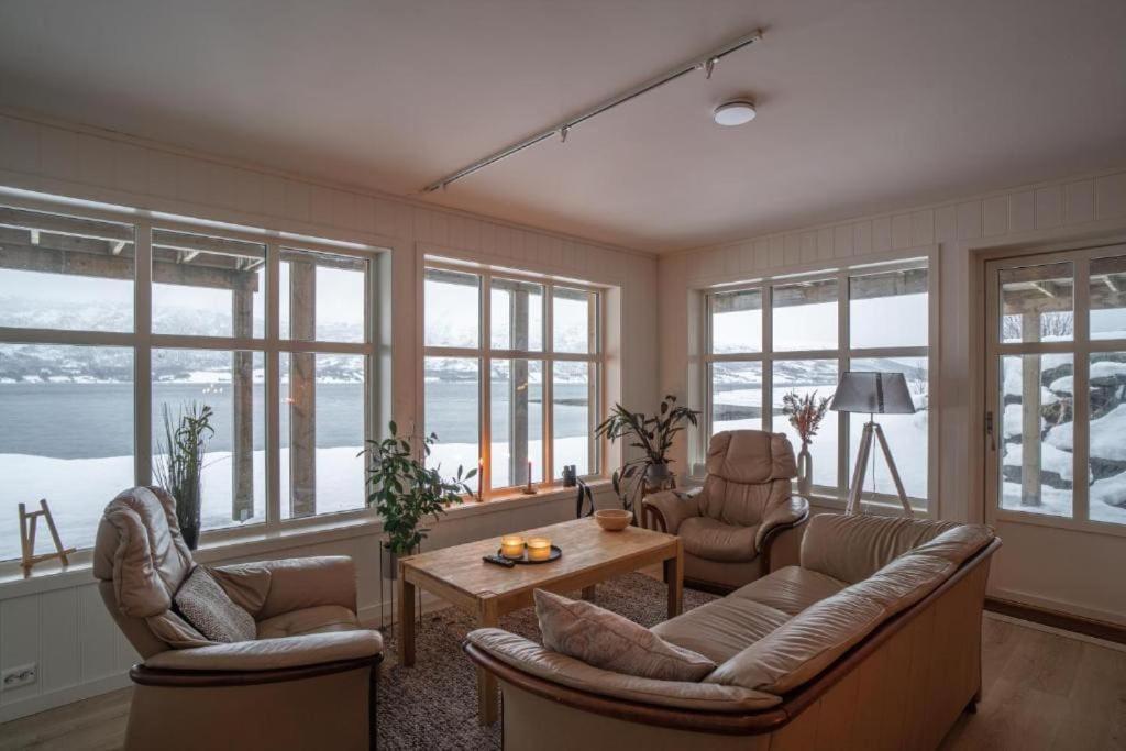 Secluded Northern Light Apartment With Great View! Selnes  Exterior photo